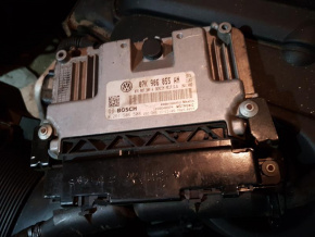 Блок ECU компьютер двигателя Volkswagen Passat B7 2.5 USA 2011-2015