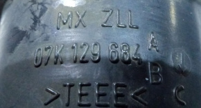 Воздуховод на коллектор Volkswagen Passat B7 2.5 1.8 USA 2011-2015 07K129684B