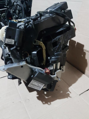 Корпус печки голый (вентилятор,часть) прав Volkswagen Passat B7 2.5 1.8 USA 2011-2015