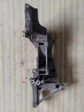 Кронштейн крепления генератора и ГУР Volkswagen Passat B7 2.5 USA 2011-2015 07K903143E 07K903141B