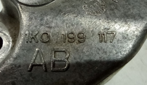 Кронштейн кпп Volkswagen Passat B7 1.8 USA CPRA 2011-2015 1k0199117