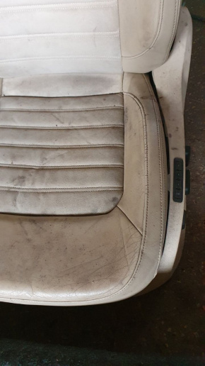 Кожаный салон бежевый Volkswagen Passat B7 2.5 USA CBUA 2011-2015 561881805SOQU 561885405AQUFG 561881806AHOQU