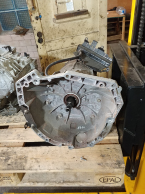 АКПП в сборе без гидротрансформатора пробег 66386 миль Chevrolet CAMARO 2015 24258642