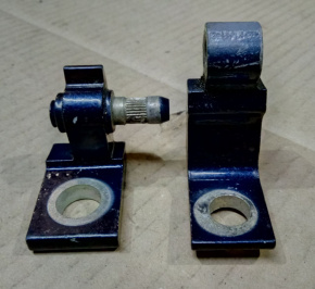 Петля двери зад лев низ Volkswagen Passat B7 2.5 1.8 USA 2011-2015 7N0831401A 00-00001828