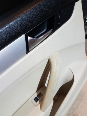 Обшивка двери (карта) зад лев Volkswagen Passat B7 2.5 1.8 USA 2011-2015 561867011DOUS