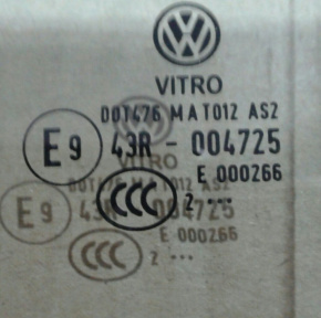 Стекло двери зад лев Volkswagen Passat B7 2.5 1.8 USA 2011-2015 561845025A
