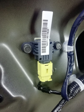 Датчик подушки безопасности дверь левый Nissan Rogue T32 QR25DE 2014- 988363TA5B 00-00009259