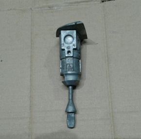 Личинка замка перед лев Volkswagen Passat B7 2.5 1.8 USA 2011-2015 00-00001750