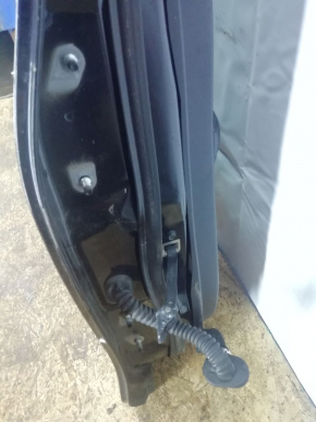 Ограничитель двери задней правой Nissan Rogue T32 QR25DE 2014- 824304CL0A 00-00009547