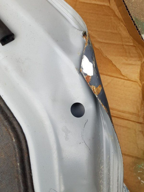 Капот дефект Mazda 3 BK 2.0 LF17 2003-2008 BNYV5231XB