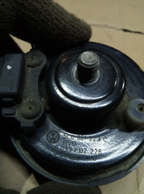 Сигнал звуковой(клаксон) высокий лев Volkswagen Passat B7 2.5 1.8 USA 2011-2015 5C0951223C