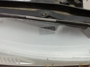 Фара передняя правая ДЕФЕКТ КРЕПЛЕНИЙ BMW 328XI E90 2011 63117202578