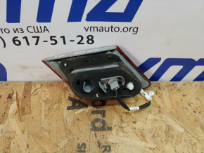 Фонарь внутренний крышка багажника левый Toyota Camry 40 2.5 2009-2011 8159006230