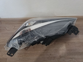 Фара передняя левая TYC TOYOTA YARIS IA SEDAN USA 2016-2018 209744001N