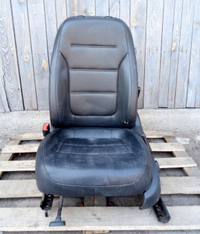 Водительское сидение Volkswagen Passat B7 2.5 1.8 USA 2011-2015 00-00001645