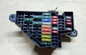 Блок предохранителей подкапотный Volkswagen Passat B7 2.5 1.8 USA 2011-2015 00-00001637