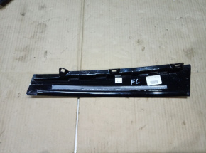 Накладка двери боковая перед лев Volkswagen Passat B7 2.5 1.8 USA 2011-2015 561837901A041