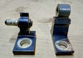 Петля двери зад прав низ Volkswagen Passat B7 2.5 1.8 USA 2011-2015 7N0831402A 00-00001829