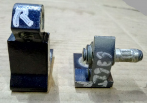 Петля двери зад прав низ Volkswagen Passat B7 2.5 1.8 USA 2011-2015 7N0831402A