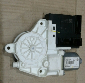 Мотор стеклоподъемника перед прав Volkswagen Passat B7 2.5 1.8 USA 2011-2015 561837462D