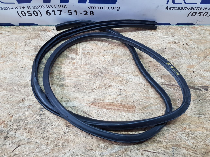 Уплотнитель дверного проема переднего левого SUBARU FORESTER SJ 2014-2018 63571SG001