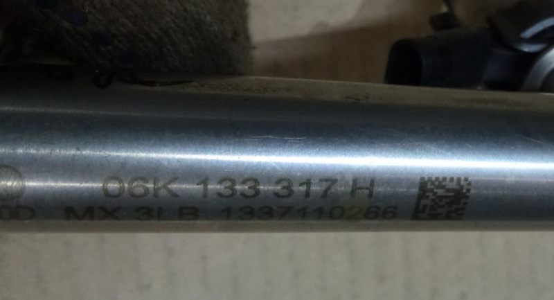 Топливная рейка Volkswagen Passat B7 2.5 1.8 USA 2011-2015