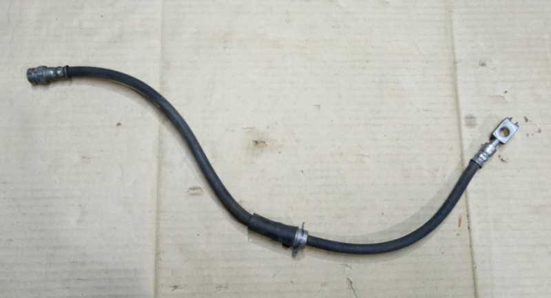 Шланг тормозной передний Volkswagen Passat B7 2.5 USA CBTA 2011, 561611701