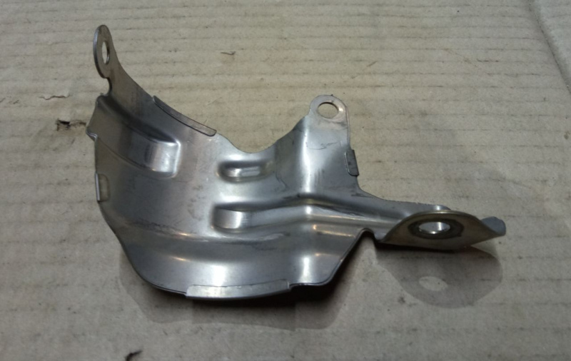 Тепловой экран Volkswagen Passat B7 1.8 USA CPRA 2011-2015 06K145787C