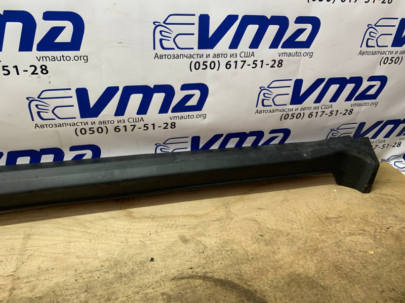 Накладка порога левого Honda Pilot J35Z4 71850SZAA01