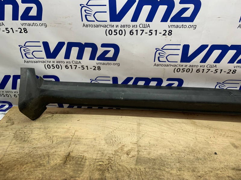Накладка порога левого Honda Pilot J35Z4 71850SZAA01