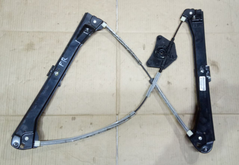 Механизм стеклоподъемника перед прав Volkswagen Passat B7 2.5 1.8 USA 2011-2015 561837462D