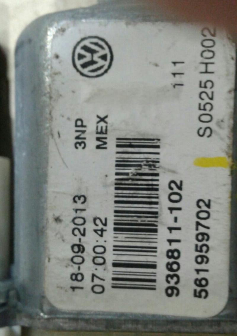 Мотор стеклоподъемника перед прав Volkswagen Passat B7 2.5 1.8 USA 2011-2015 561837462D