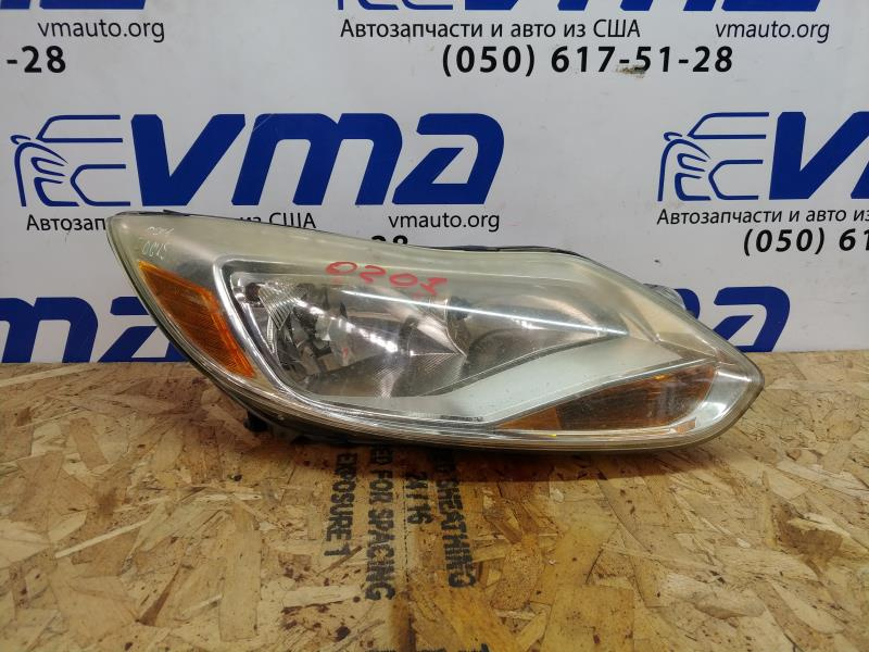 Фара передняя правая дорестайлинг светлая дефект крепления Ford Focus MK3 2011-2014 BM5113W029E BM5Z13008F