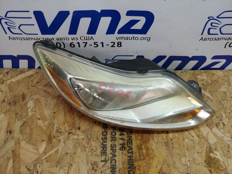 Фара передняя правая дорестайлинг светлая дефект крепления Ford Focus MK3 2011-2014 BM5113W029E BM5Z13008F