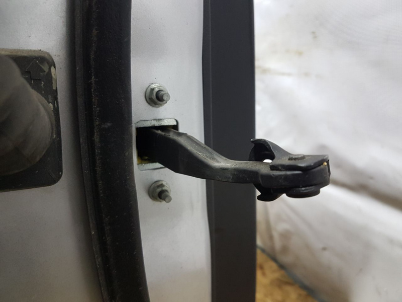 Ограничитель двери задней правой FORD FLEX 2009-2019 AA8Z7427204A