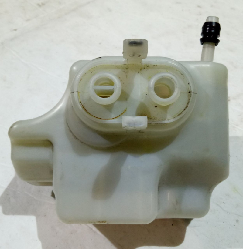 Бачок ГТЦ Volkswagen Jetta VI 2.0 162 CBPA 2011-2018 1K1611301E