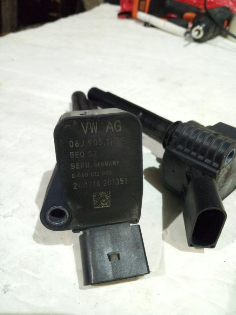 Катушка зажигания Volkswagen Passat B7 1.8 USA CPRA 2011-2017 06J905110F 06J905110D 06J905110K