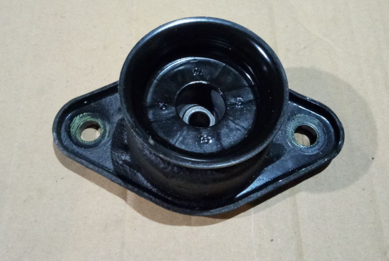 Опора амортизатора задняя Kia Optima JF Hybrid 2,0 2016-2019 55330E6100