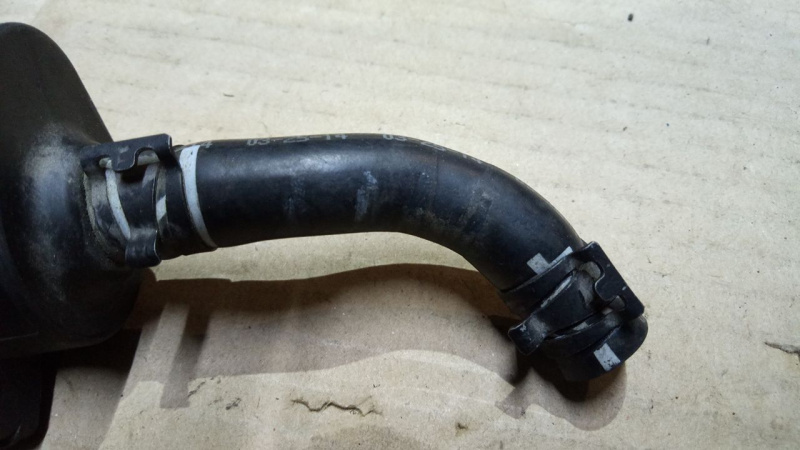 Шланг топливный Volkswagen Passat B7 1.8 USA CPRA 2011-2015 06L133514A