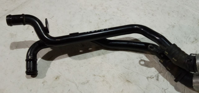 Трубка системы охлаждения Volkswagen Passat B7 1.8 USA CPRA 2011-2015 5C0121064