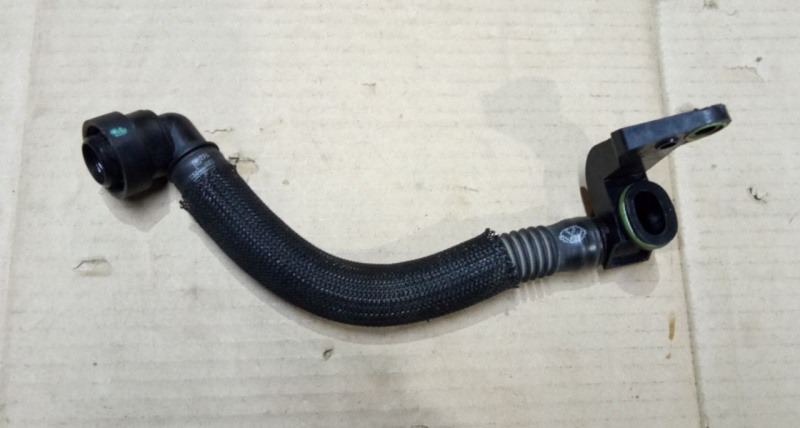 Трубка масляная Volkswagen Passat B7 1.8 USA CPRA 2011-2015 06L103226