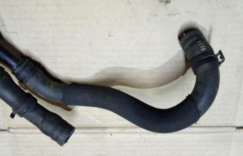 Патрубок системы охлаждения Volkswagen Passat B7 1.8 USA CPRA 2011-2015 5C0121063F