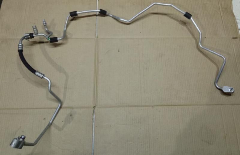 Трубка кондиционера печка-конденсер Volkswagen Passat B7 1.8 USA CPRA 2011-2017 5C0820741Q