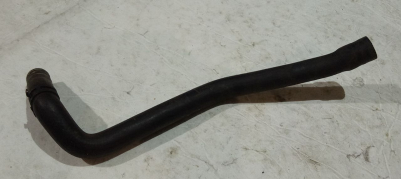 Патрубок системы охлаждения Volkswagen Passat B7 1.8 USA CPRA 2011-2015 5c0121109d