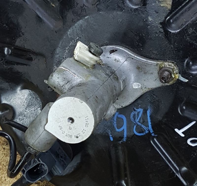 Главный тормозной цилиндр АКПП DODGE DART 2013-2016 68192615AA 68192615AA