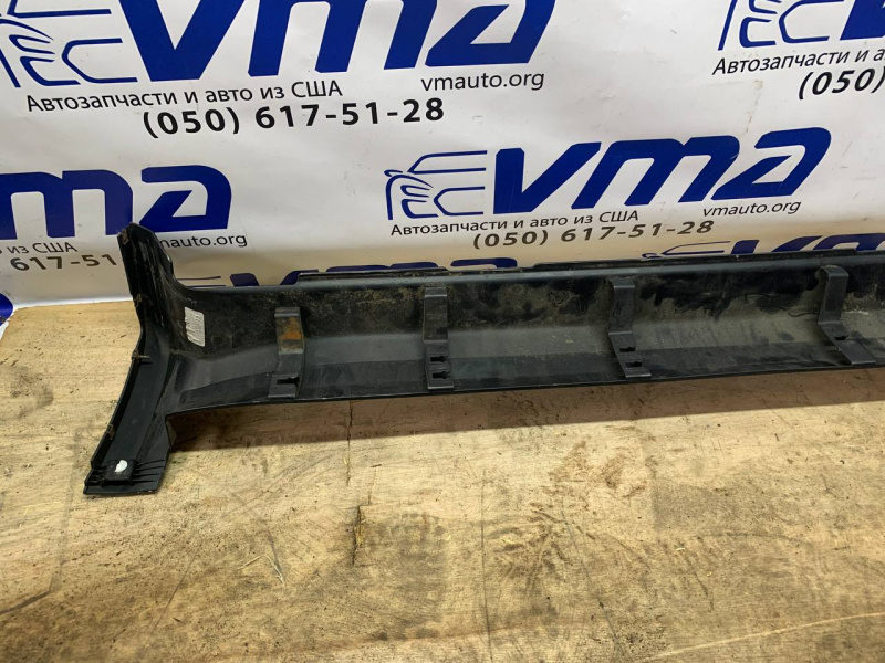 Накладка порога левого Honda Pilot J35Z4 71850SZAA01