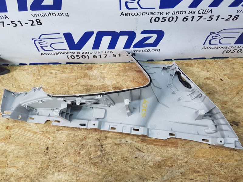 Накладка задней стойки нижняя левая SUBARU FORESTER SJ 2014-2018 94015SG100LO