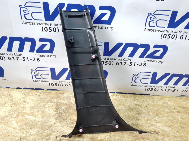 Накладка центральной стойки нижняя правая SUBARU FORESTER SJ 2014-2018 94022SG000VH