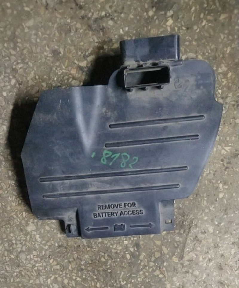 Воздухоприёмник DODGE CALIBER 2006 4891630AB