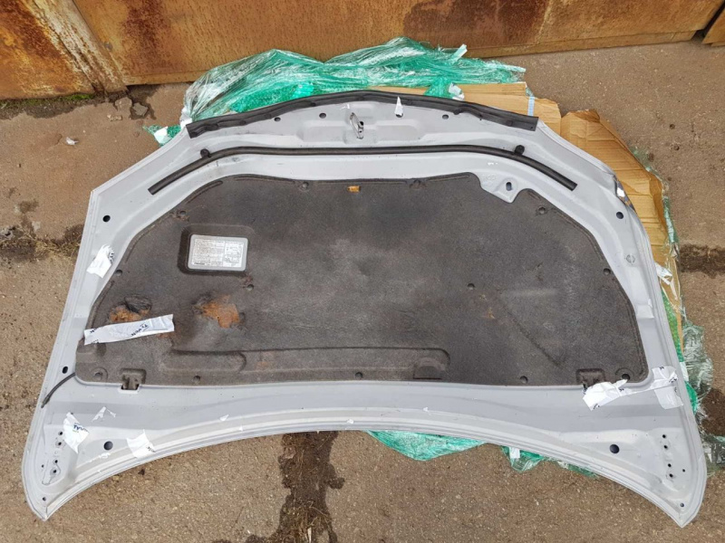 Капот дефект Mazda 3 BK 2.0 LF17 2003-2008 BNYV5231XB